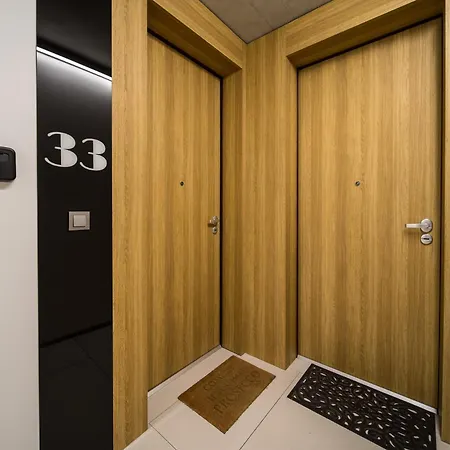 Zyndrama City Centre Deluxe Apartment Wroclaw Exterior photo